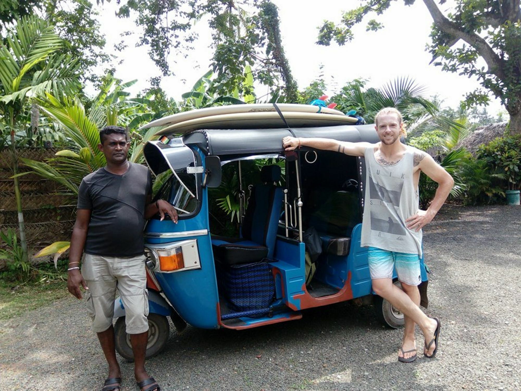 Blue Whale Lagoon Resort Ahangama Buitenkant foto