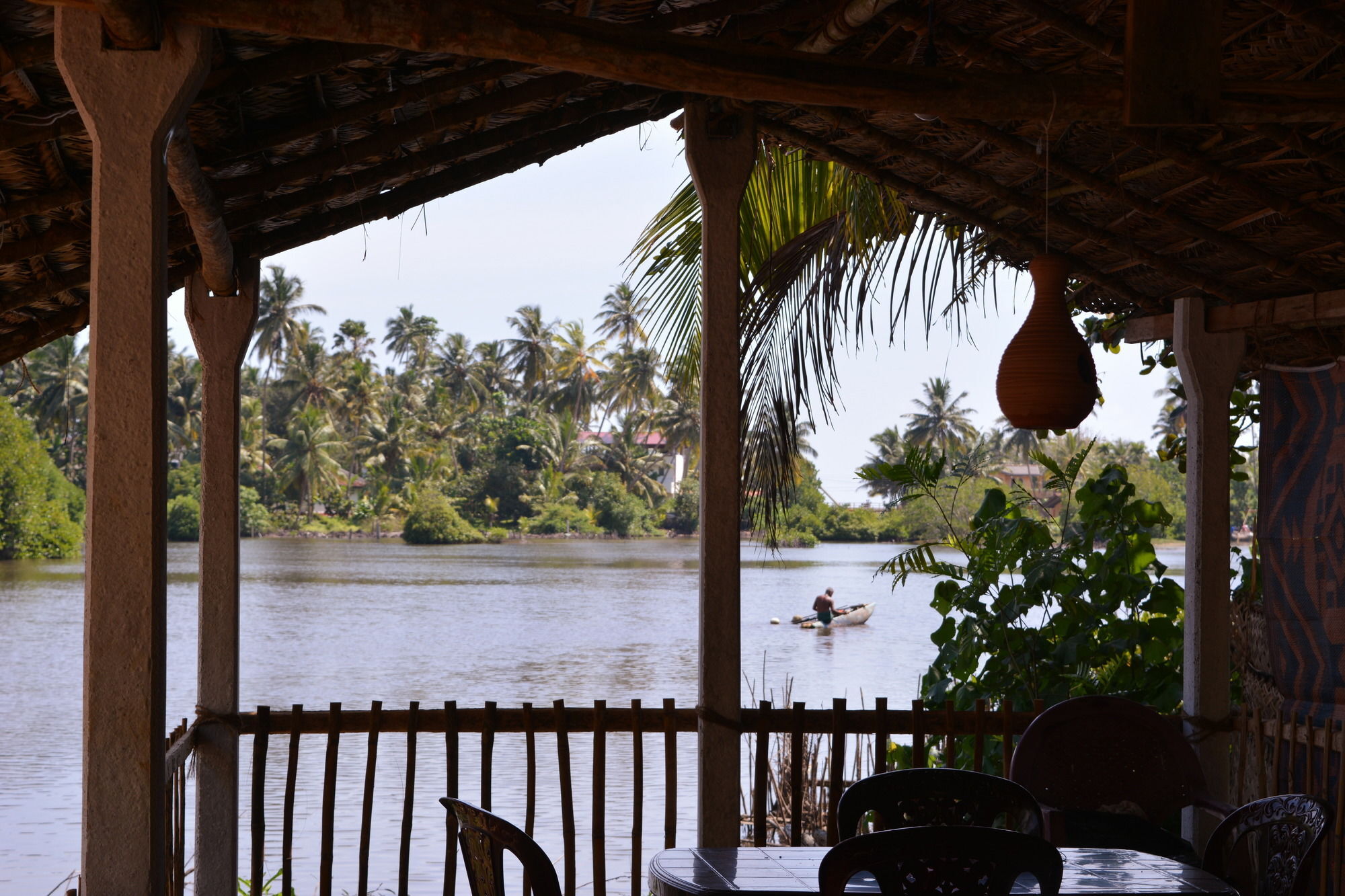 Blue Whale Lagoon Resort Ahangama Buitenkant foto